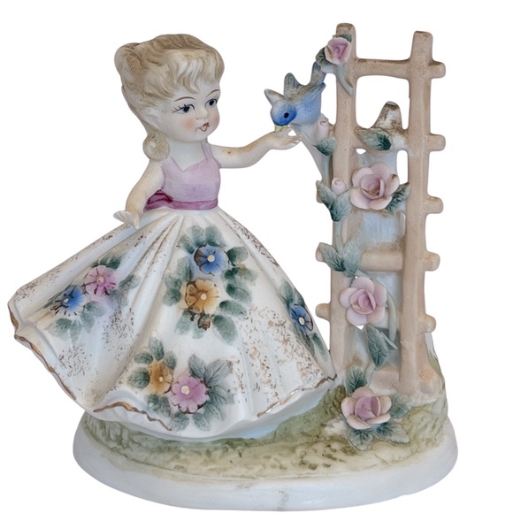Vintage Lefton China Hand Painted Figure of a Girl with Bluebird by a Trellis. - Picture 1 of 11